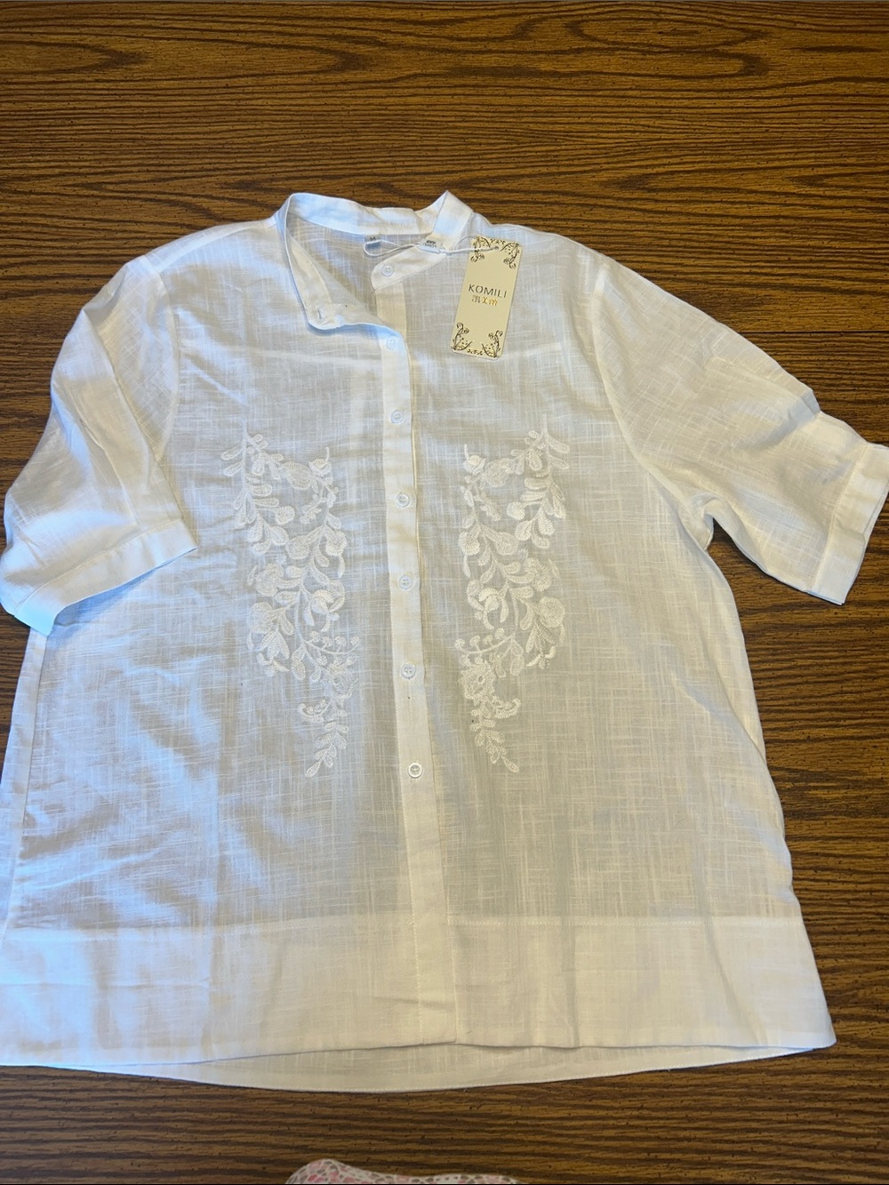Komi brand White Embroidered Button-Front Shirt - Lightweight Linen Look